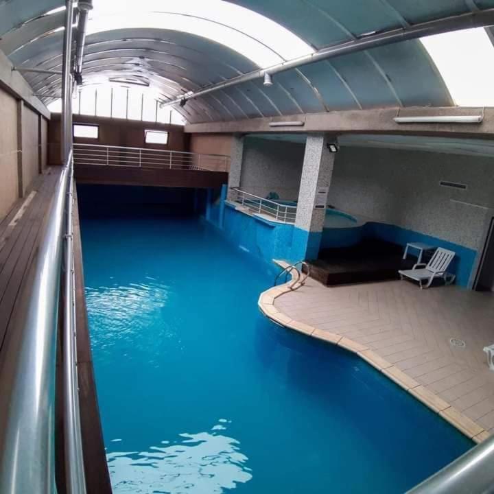 Hotel Raya Tichy Extérieur photo